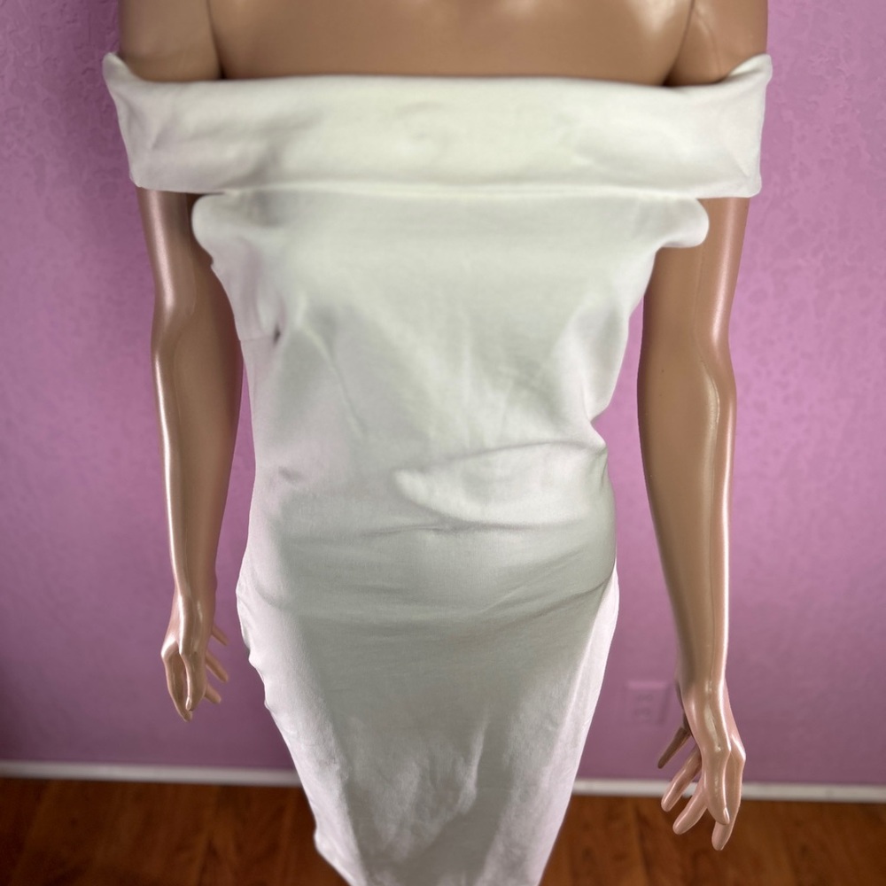 NWT Fashion Nova Elegant Off-Shoulder White Dress size L - Picture 2 of 11